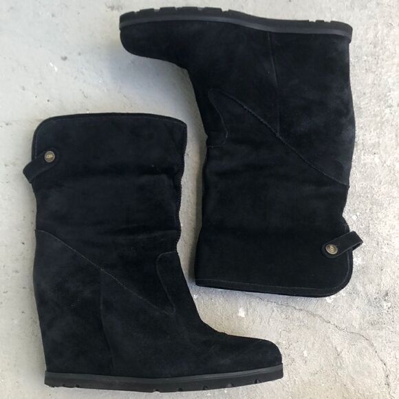 Ugg Kyra  - Picture 1 of 8